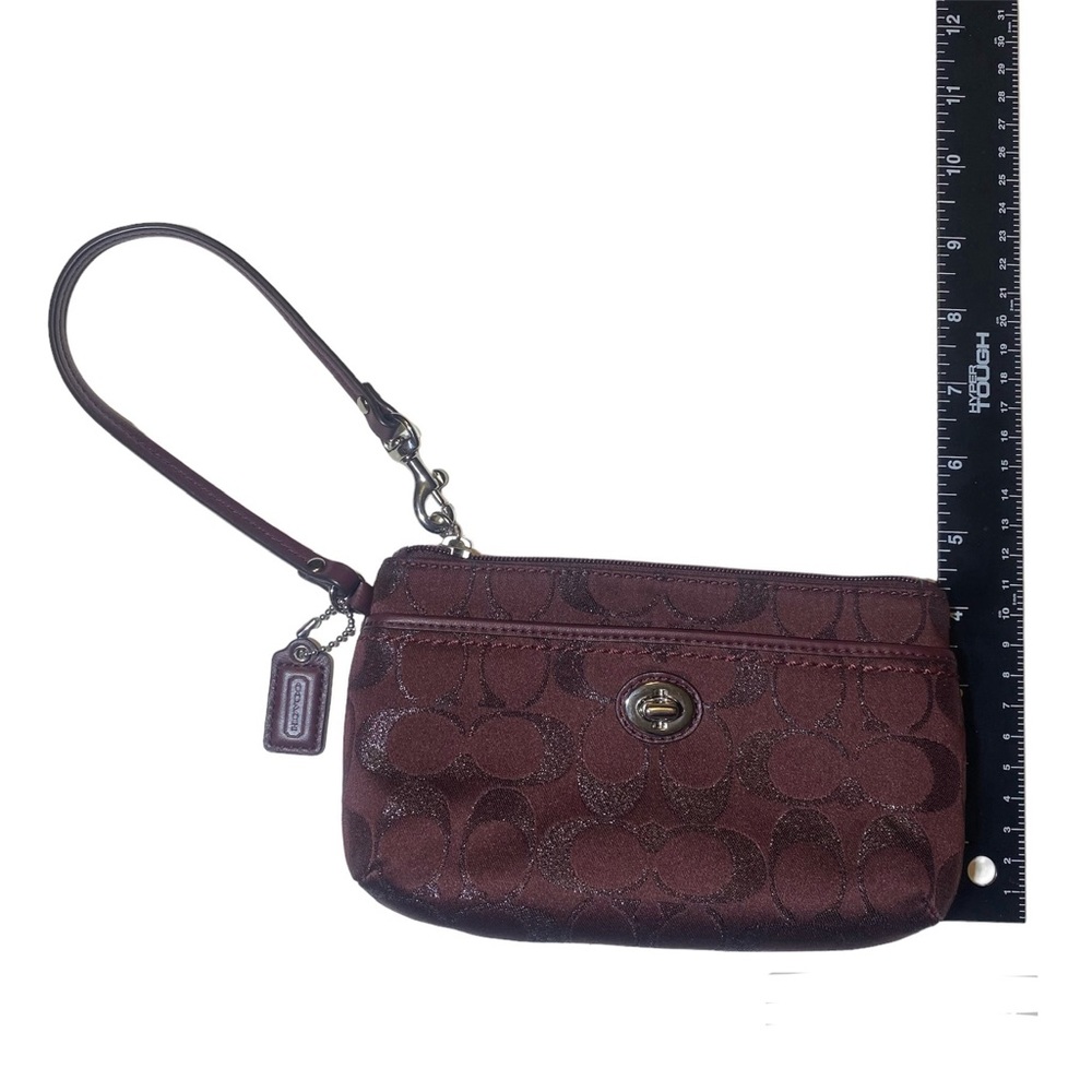 Coach Burgundy Merlot Signature Jacquard Zip Wristlet Turn Lock - Picture 6 of 11